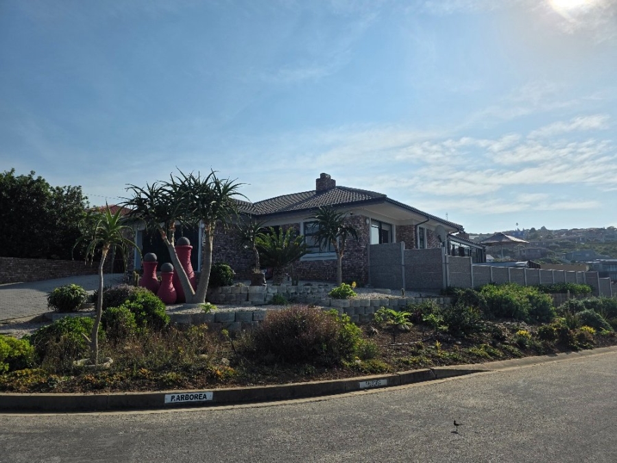3 Bedroom Property for Sale in Dana Bay Western Cape